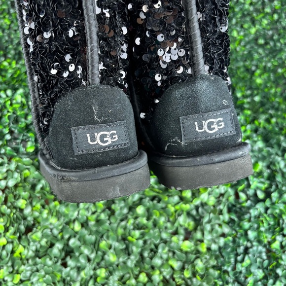 UGG Sparkling Black Sequin Boots Size 1 Kids - Picture 4 of 8